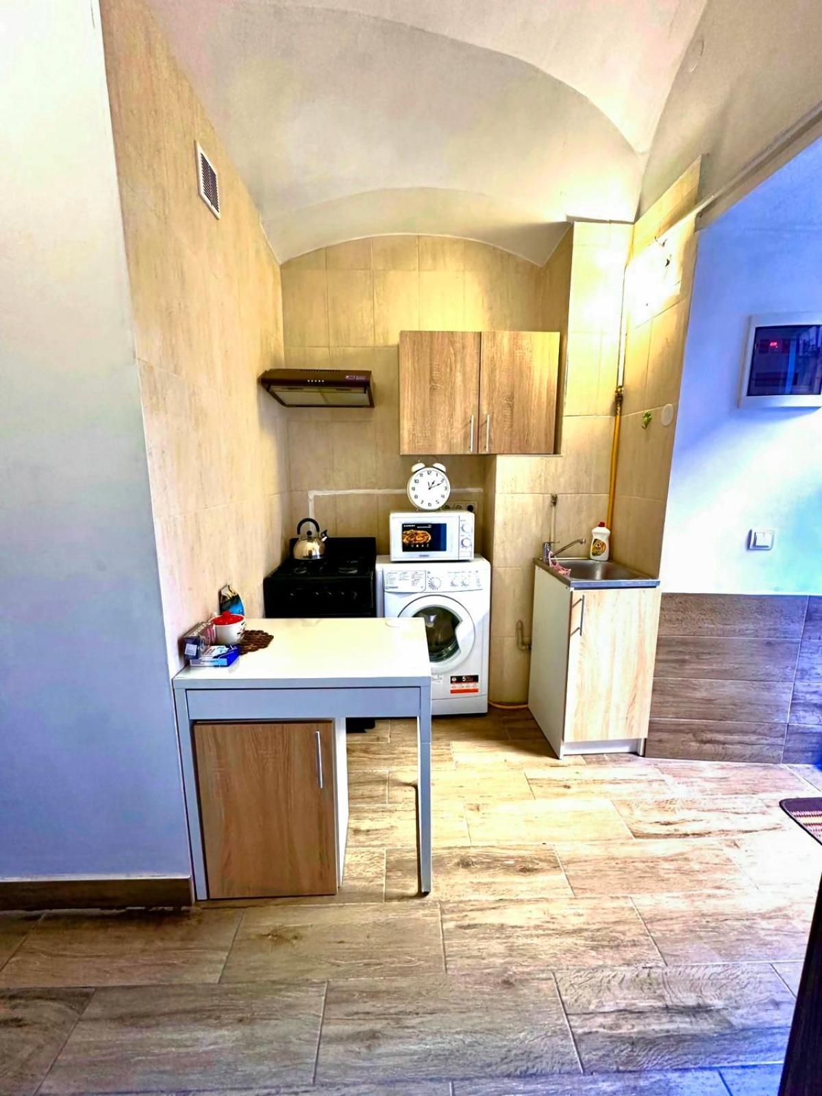 Личаківська 4 Apartman Lviv Kültér fotó