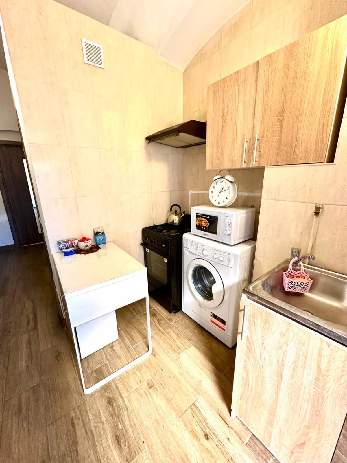 Личаківська 4 Apartman Lviv Kültér fotó