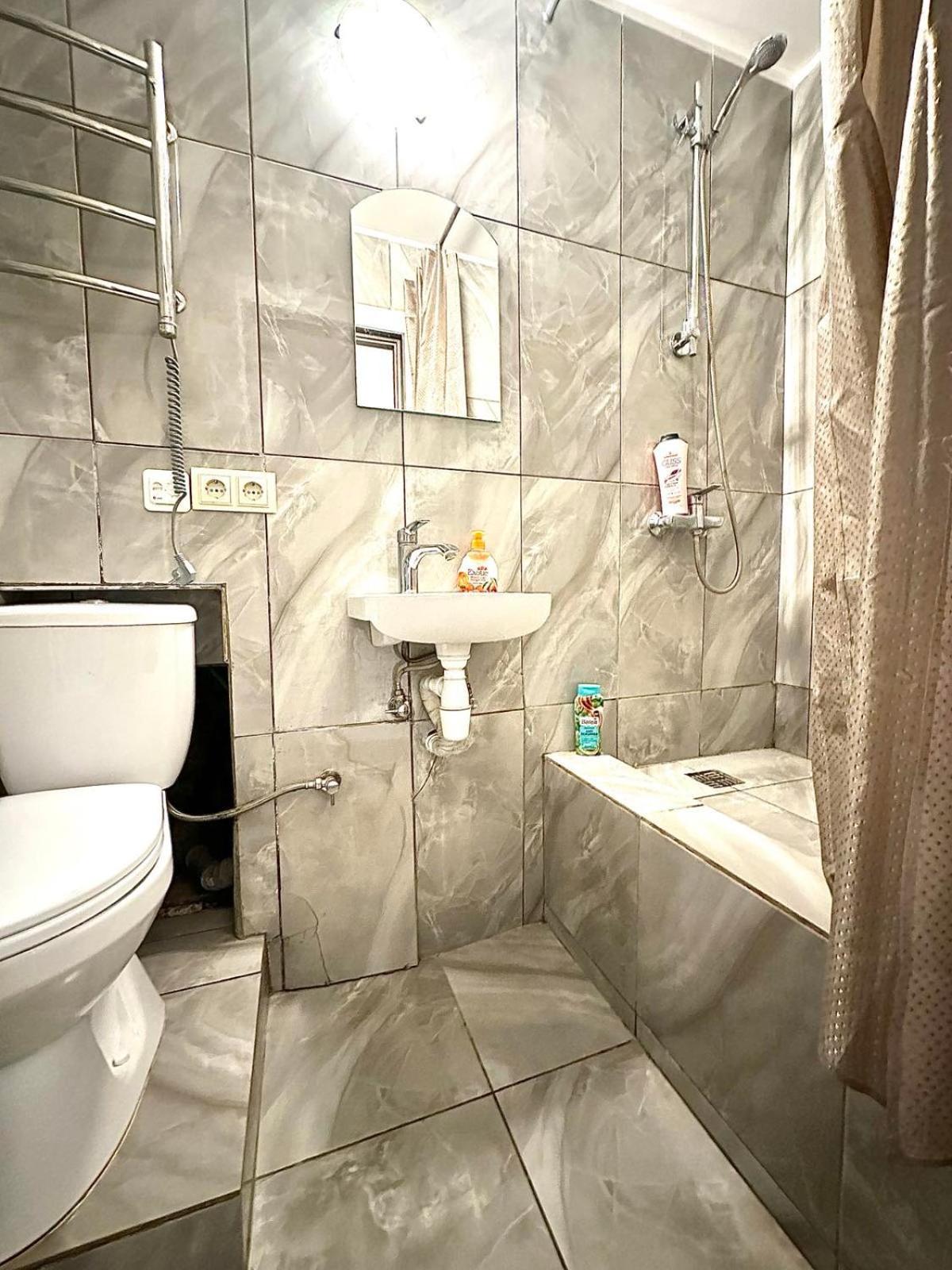 Личаківська 4 Apartman Lviv Kültér fotó